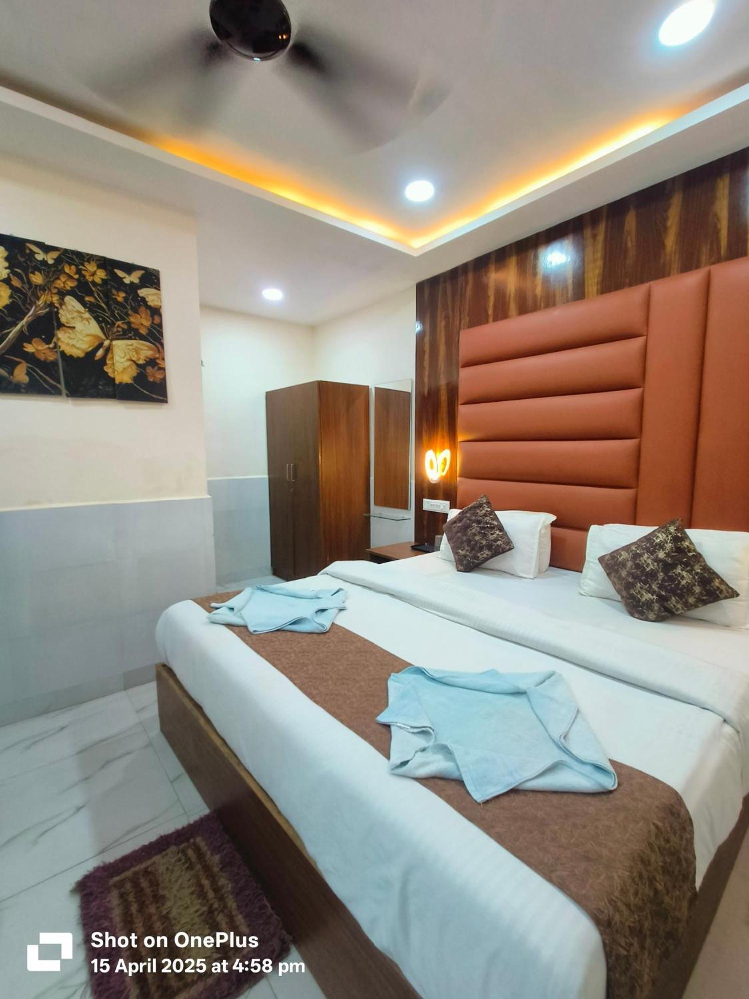 Hotel Small Daddy Plus Calangute Exterior photo